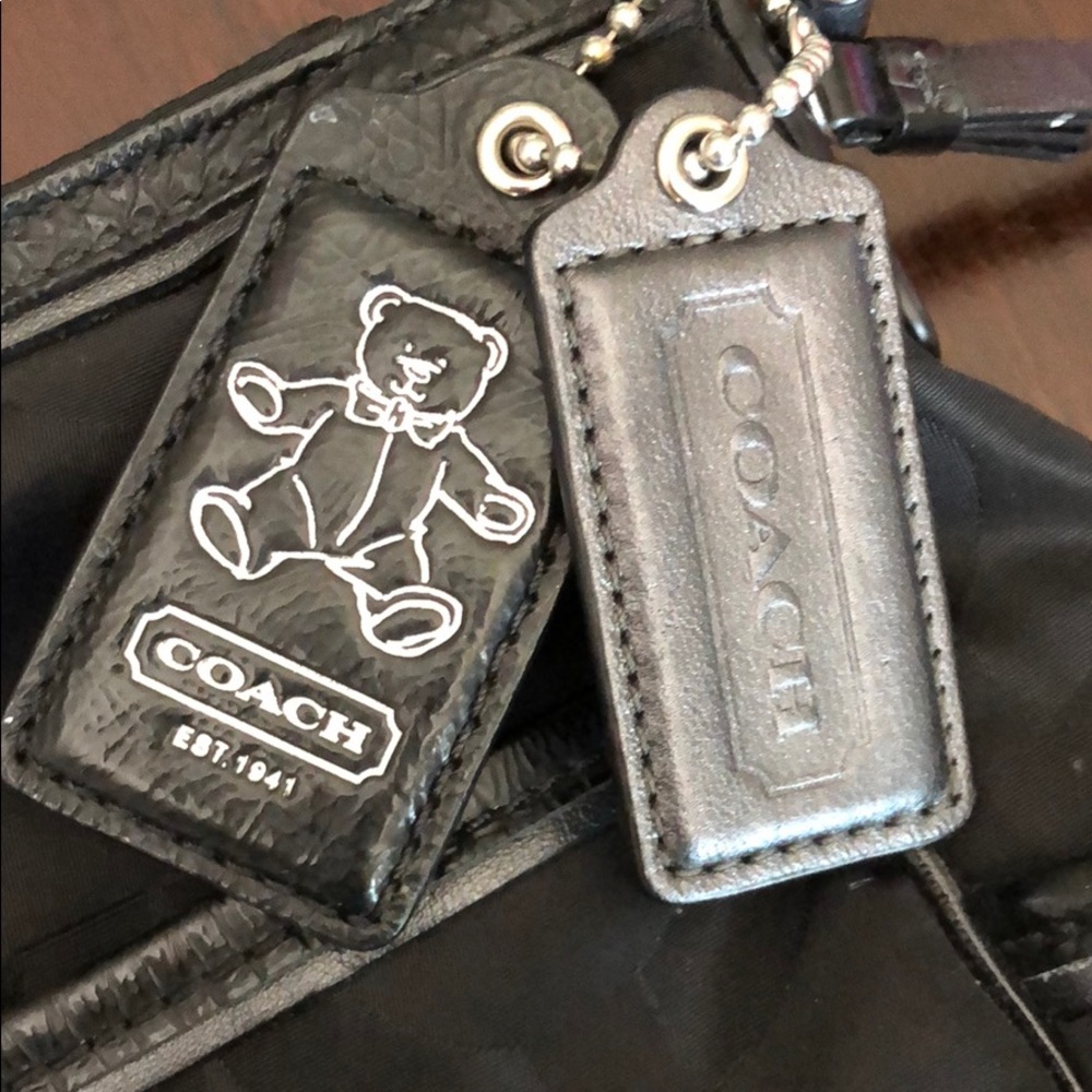 Authentic Coach Diaper Bag 🖤💙 - Picture 2 of 16